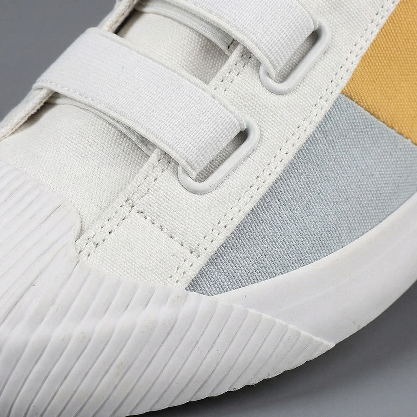 Strand Contrast Trainers