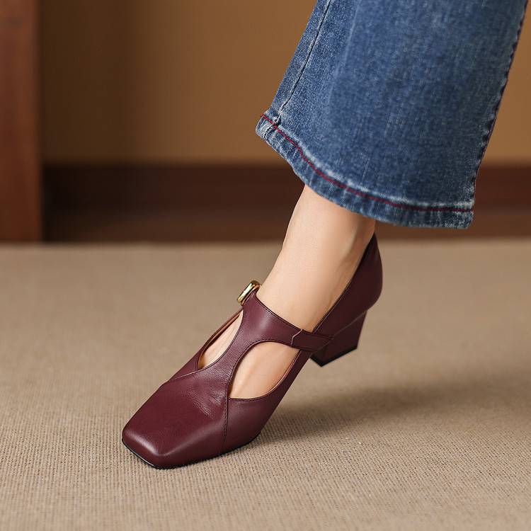 Vienne Square-Toe Heels