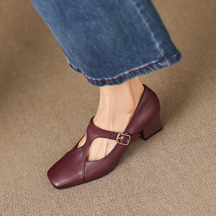Vienne Square-Toe Heels