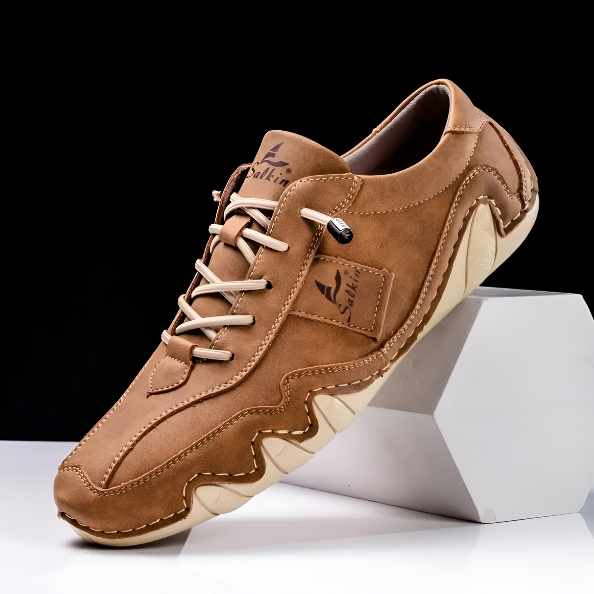 Beckett Everyday Leather Trainer